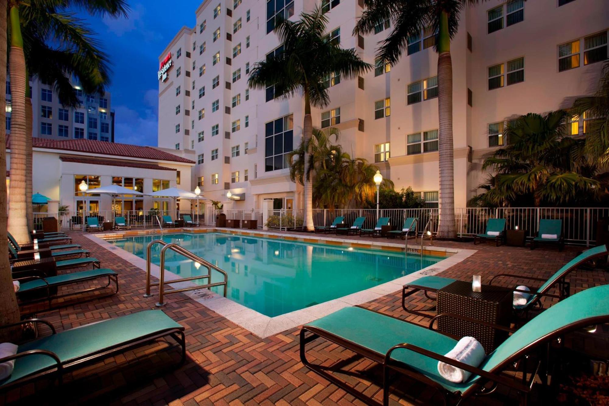 Residence Inn By Marriott Miami Aventura Mall Ngoại thất bức ảnh